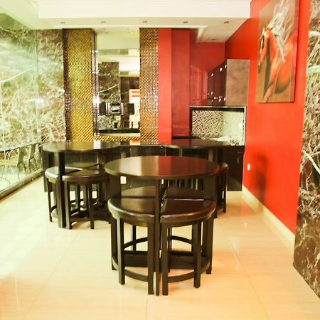 Kyo Serviced Apartment Cilandak  Exteriör bild